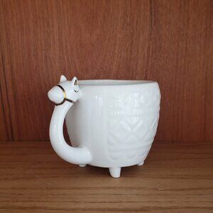 Opalhouse - Llama Textured 3D Stoneware Coffee Mug 12 oz. | White & Gold